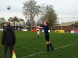 S.K.N.W.K. JO17-1 - M.O.C. '17 JO17-4 (comp.) voorjaar seizoen 2021-2022 (56/85)